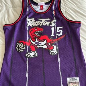 A vintage 1998-99 Vince Carter Toronto Raptors Jersey